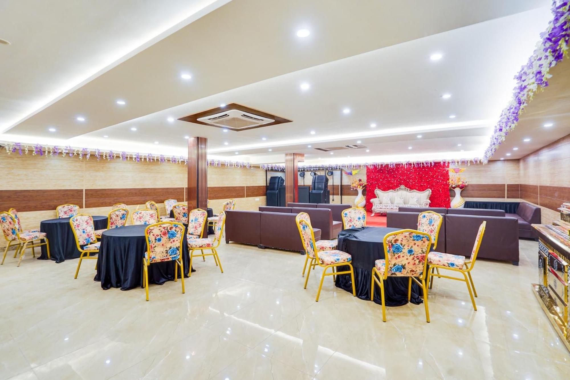 Super Townhouse The Royal Casa Hotel Ghaziabad Ngoại thất bức ảnh