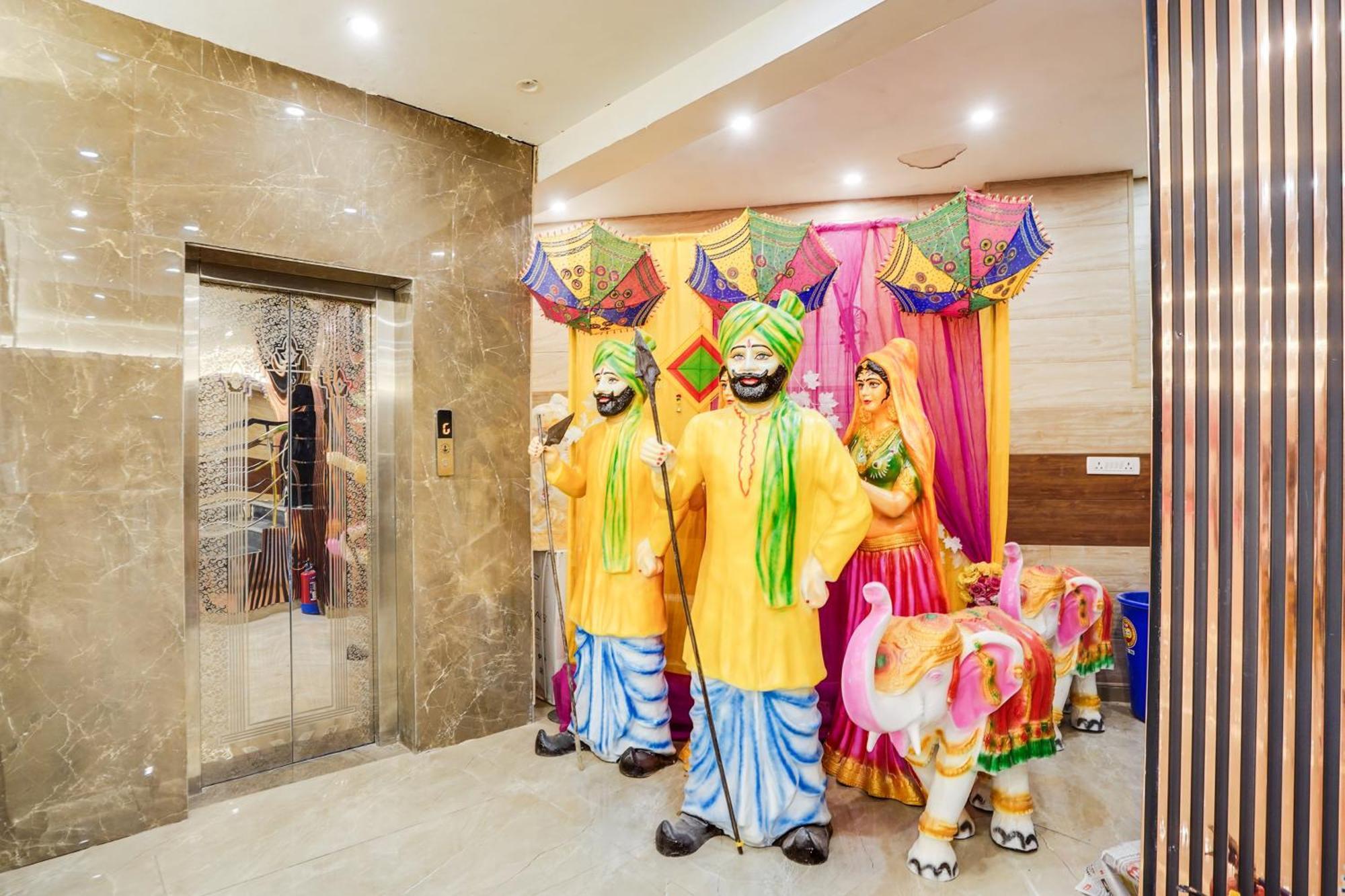 Super Townhouse The Royal Casa Hotel Ghaziabad Ngoại thất bức ảnh