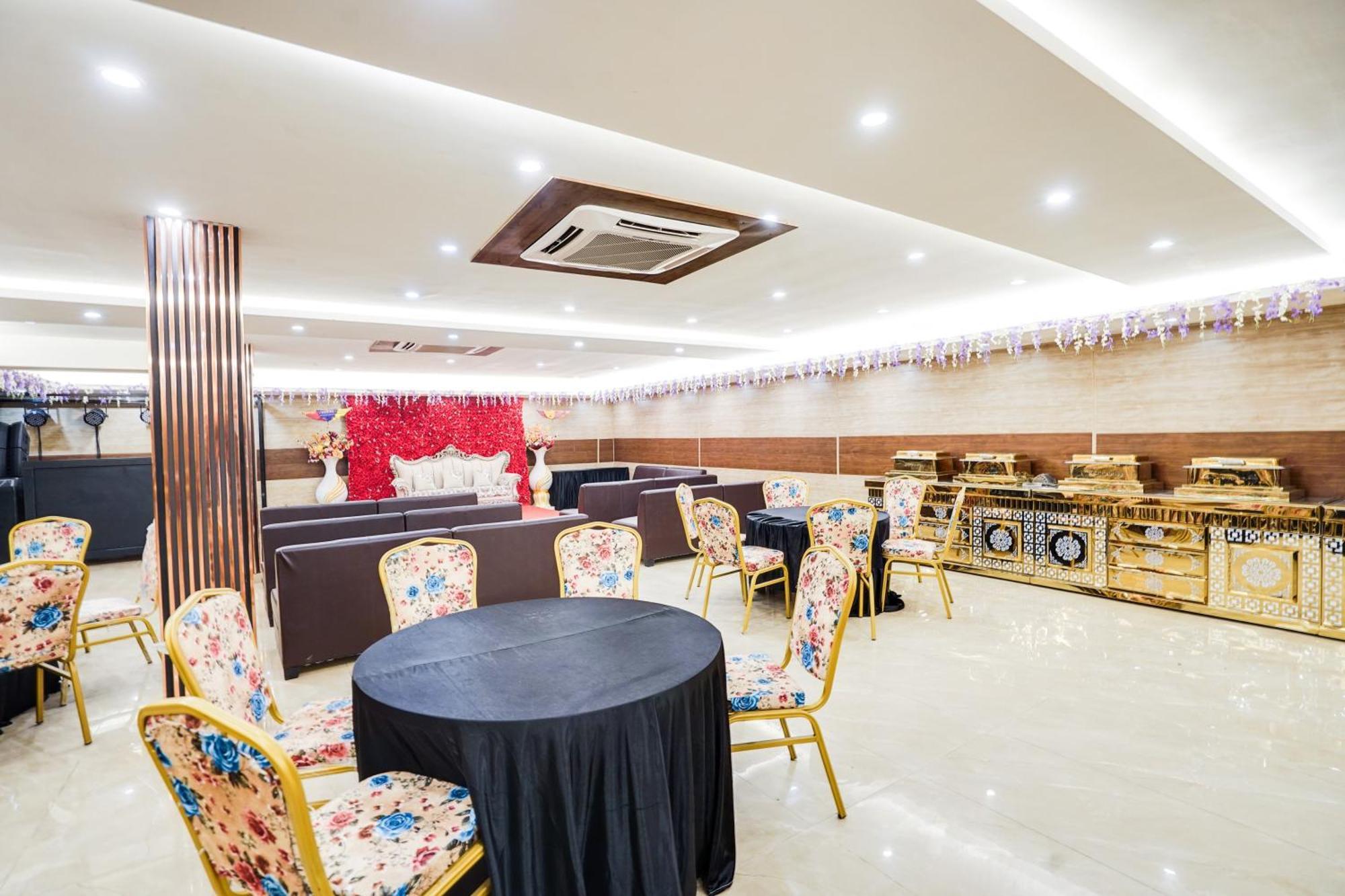 Super Townhouse The Royal Casa Hotel Ghaziabad Ngoại thất bức ảnh