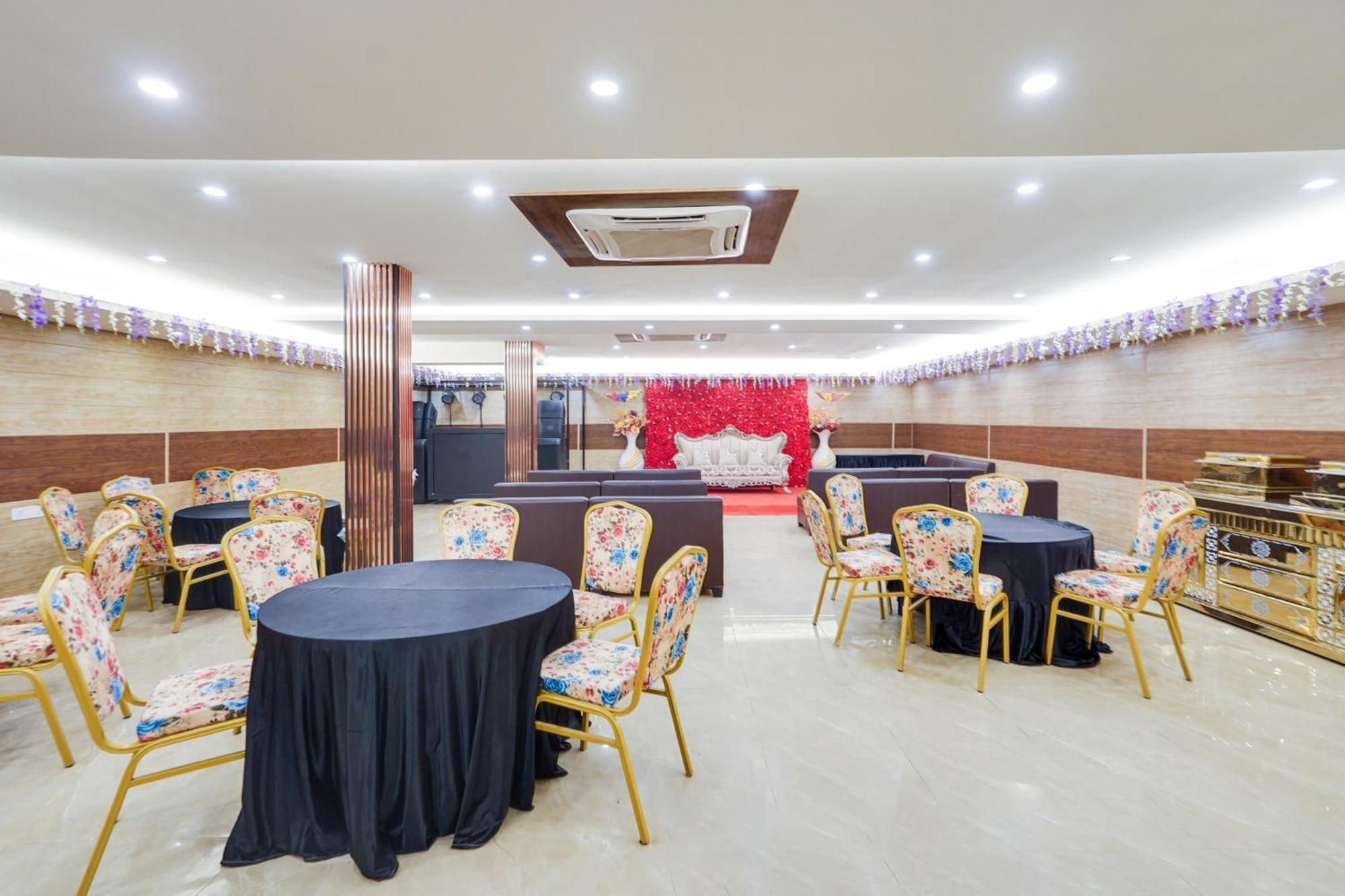 Super Townhouse The Royal Casa Hotel Ghaziabad Ngoại thất bức ảnh